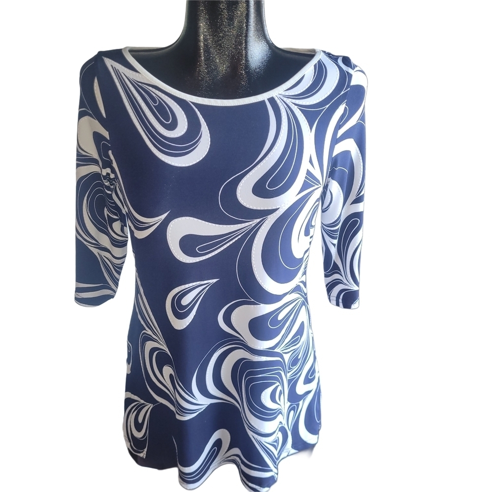 Michael Tyler Navy and White Swirl Pattern Top S